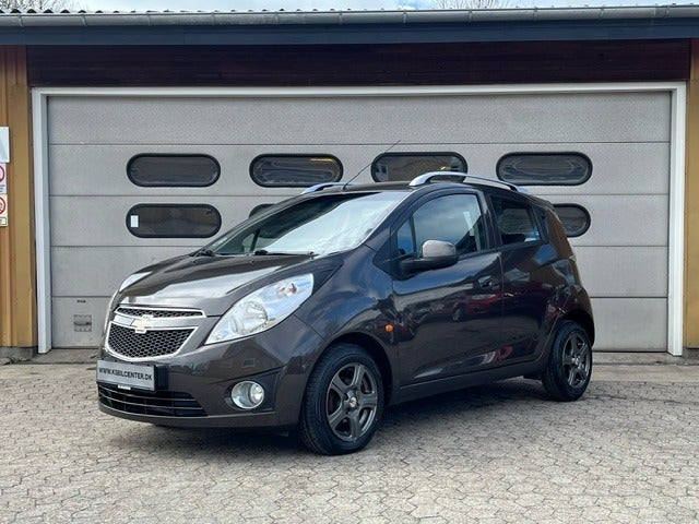 Chevrolet Spark 1,0 LS 5d