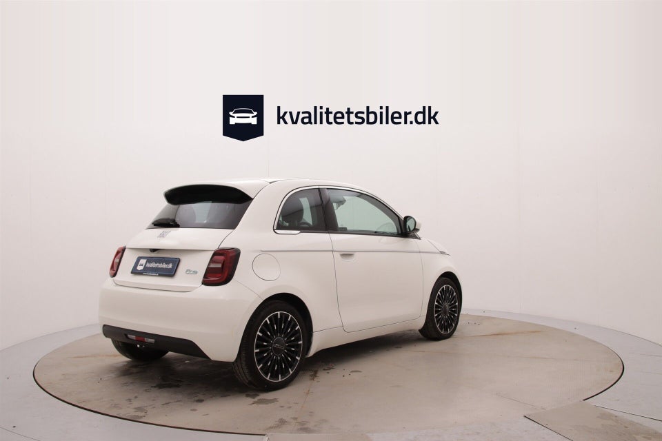 Fiat 500e 42 Icon 3d