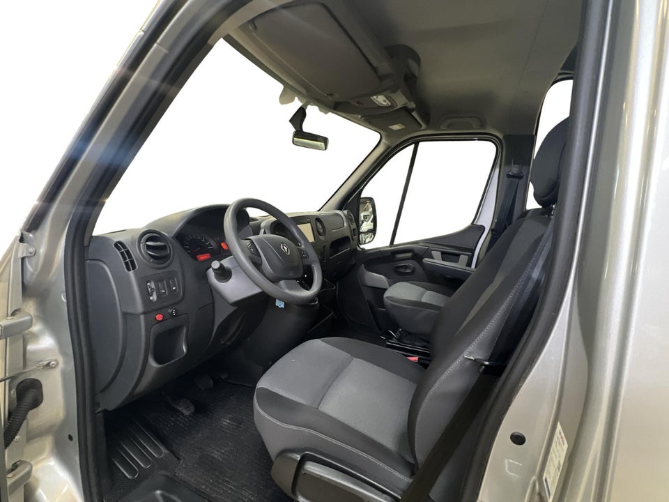 Renault Master III T39 2,3 dCi 165 L3H2 17prs 5d