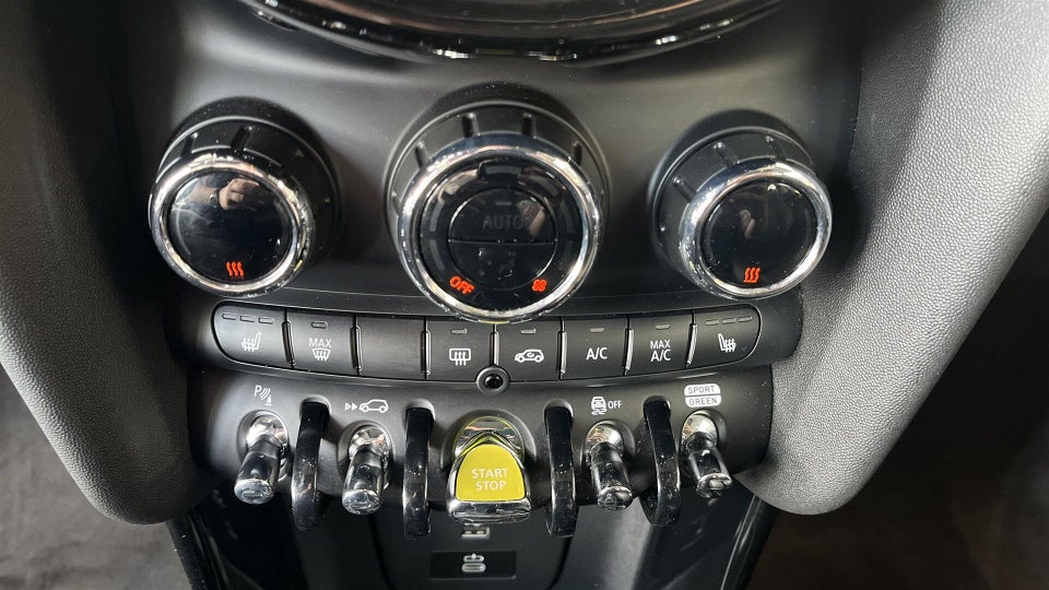 MINI Cooper SE Edition Premium Plus 3d