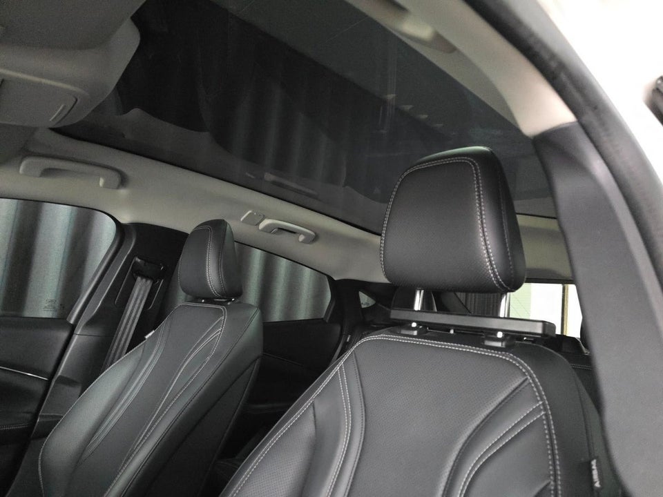 Ford Mustang Mach-E 68 Standard Range 5d