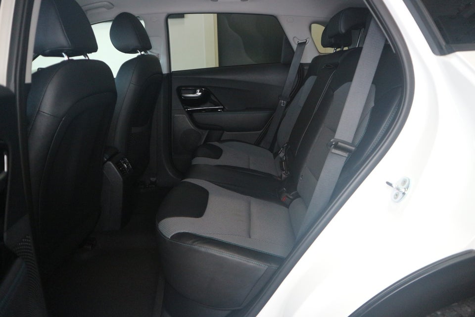 Kia e-Niro 64 Advance 5d