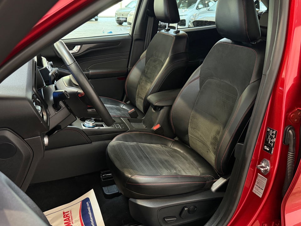 Ford Kuga 2,5 PHEV ST-Line X CVT 5d