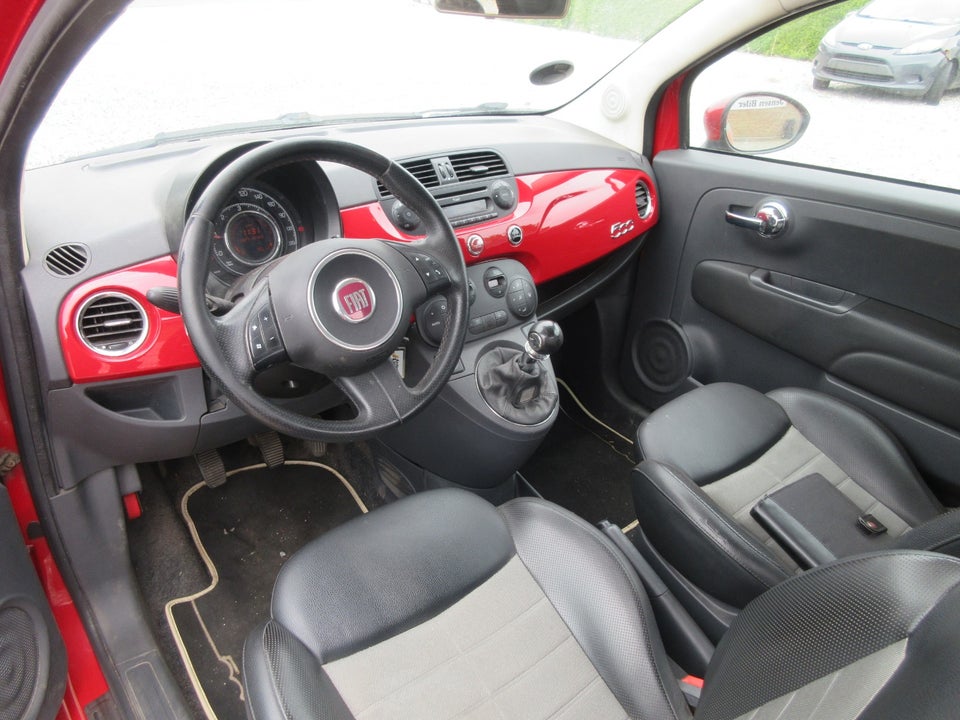 Fiat 500 1,3 MJT 75 Lounge 3d