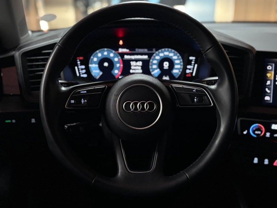 Audi A1 30 TFSi Advanced Sportback 5d
