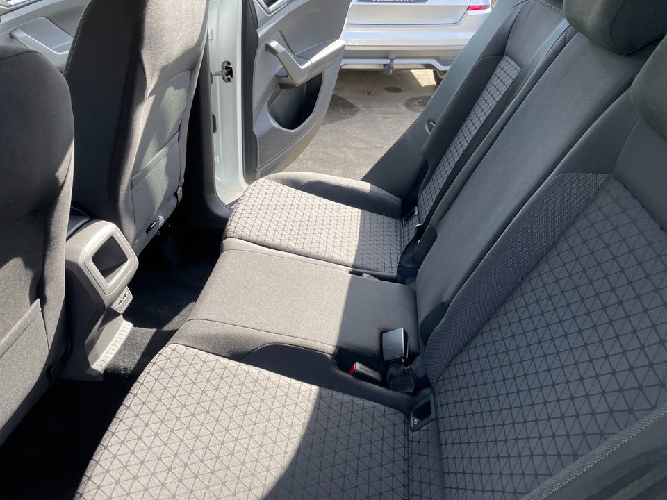 VW T-Cross 1,0 TSi 115 Life DSG 5d