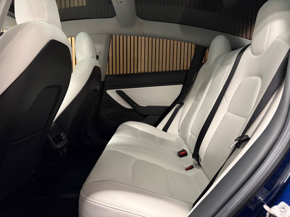 Tesla Model 3 Performance AWD 4d