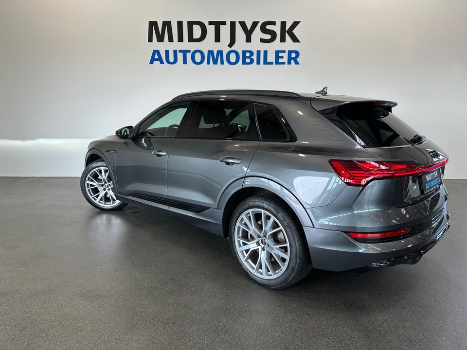 Audi e-tron 55 S-line quattro 5d