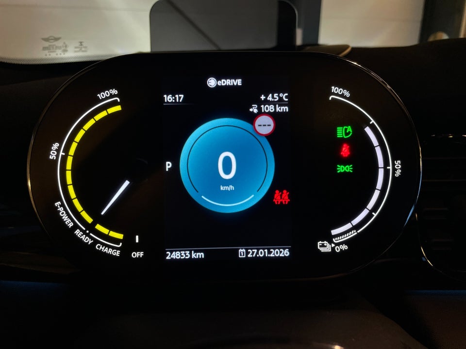 MINI Cooper SE Maximise 3d