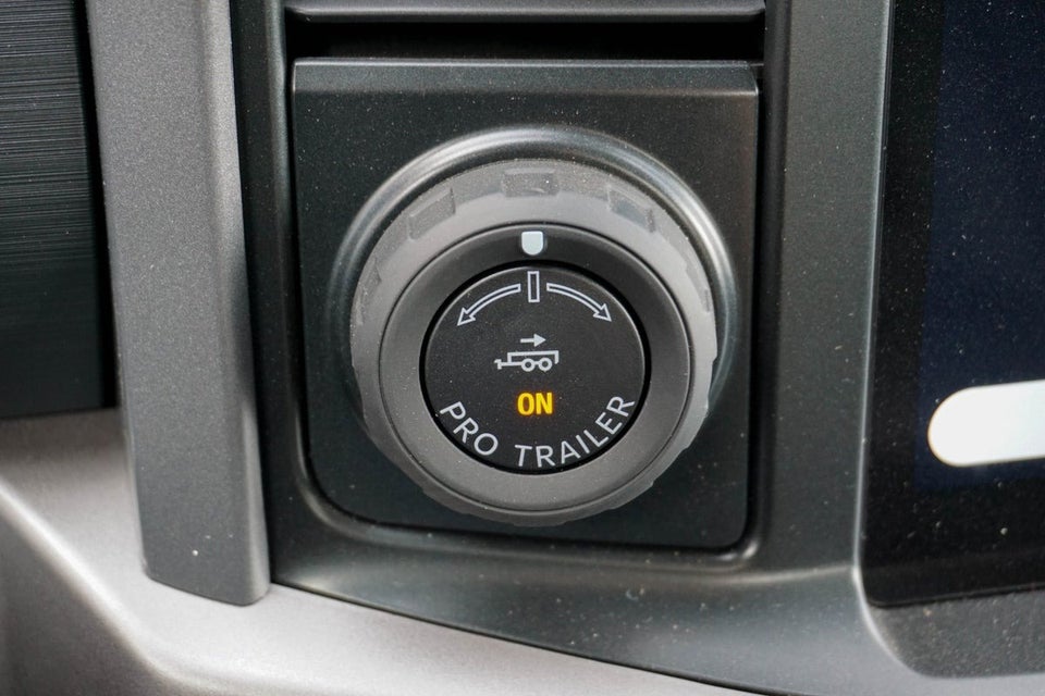 Ford F-150 Lightning XLT Standard Range 4d