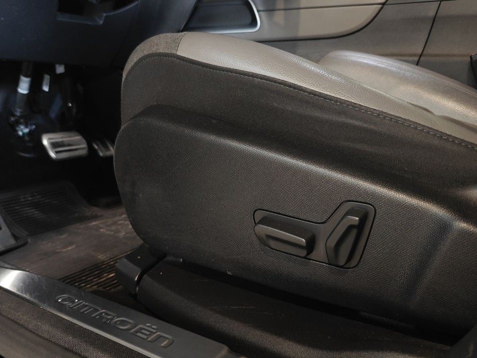 Citroën C5 Aircross 1,6 Hybrid Shine Sport EAT8 5d