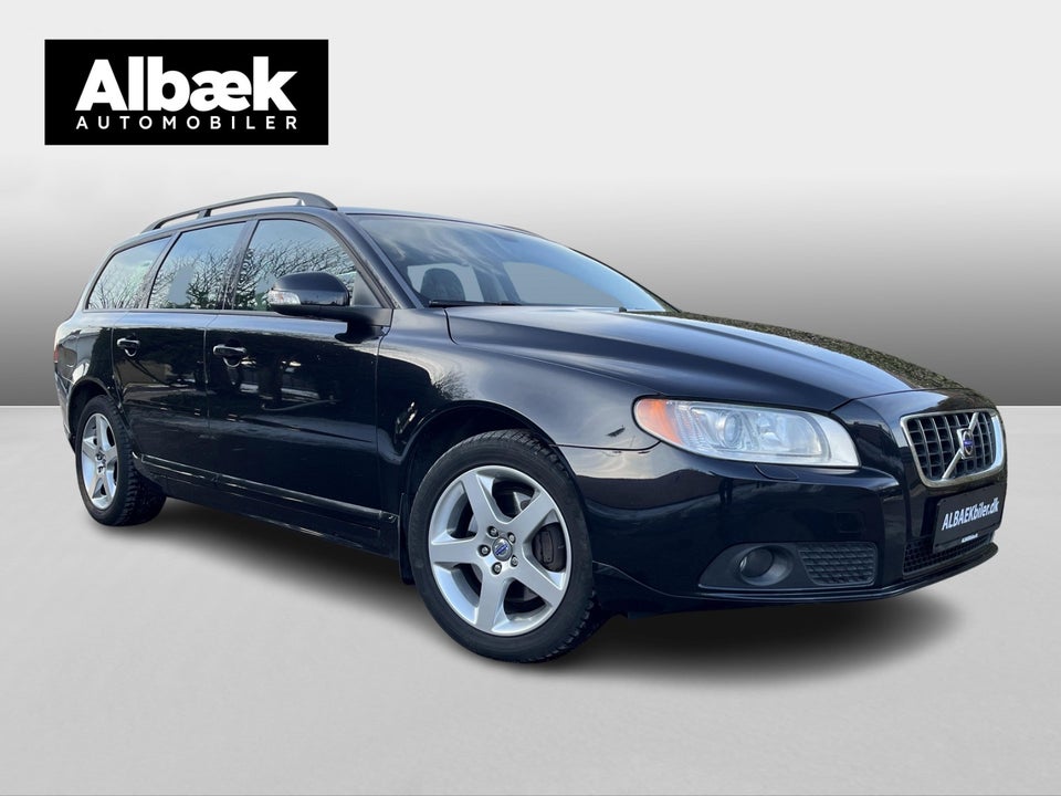 Volvo V70 2,5 T Momentum aut. 5d