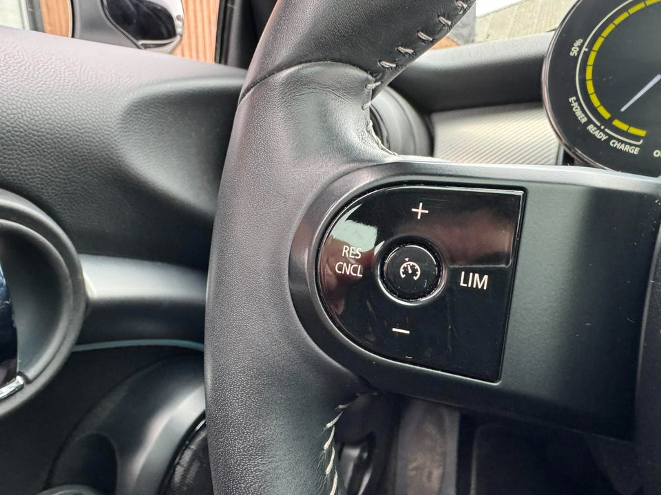 MINI Cooper SE Yours Trim 3d