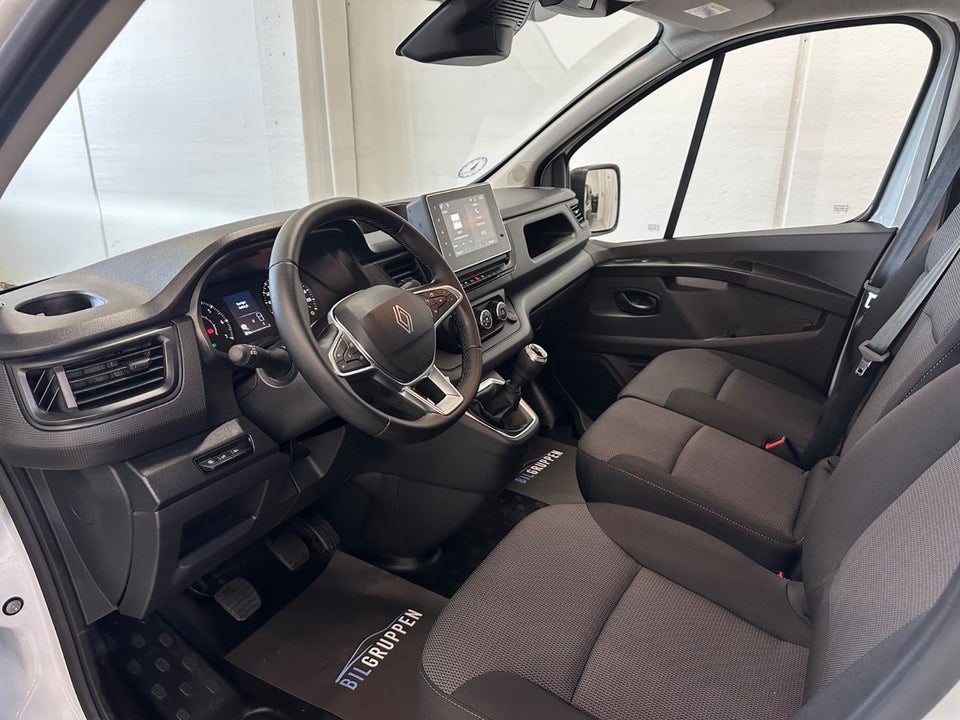 Renault Trafic 2,0 dCi 130 L2H1 Tekno