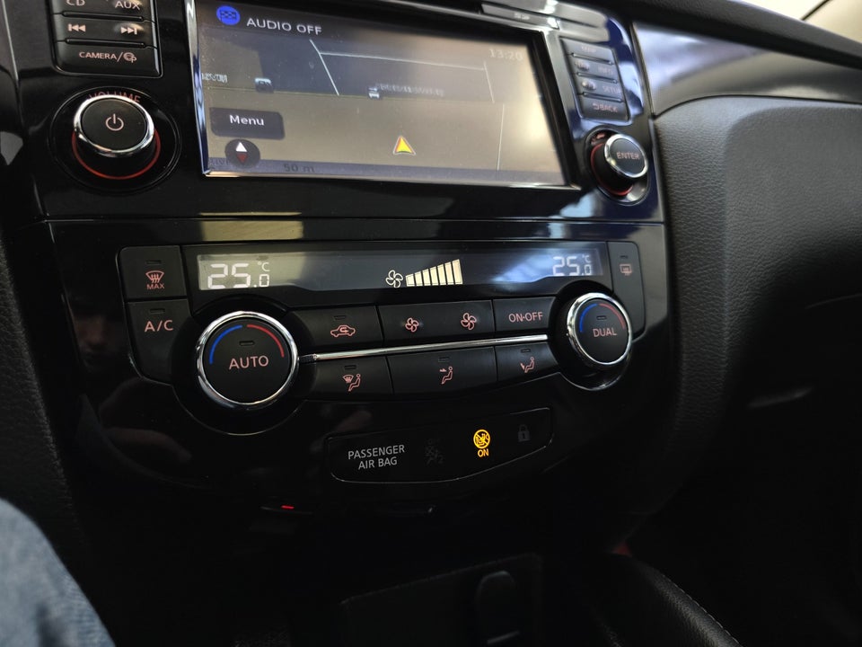 Nissan Qashqai 1,2 Dig-T 115 N-Connecta Vision 5d