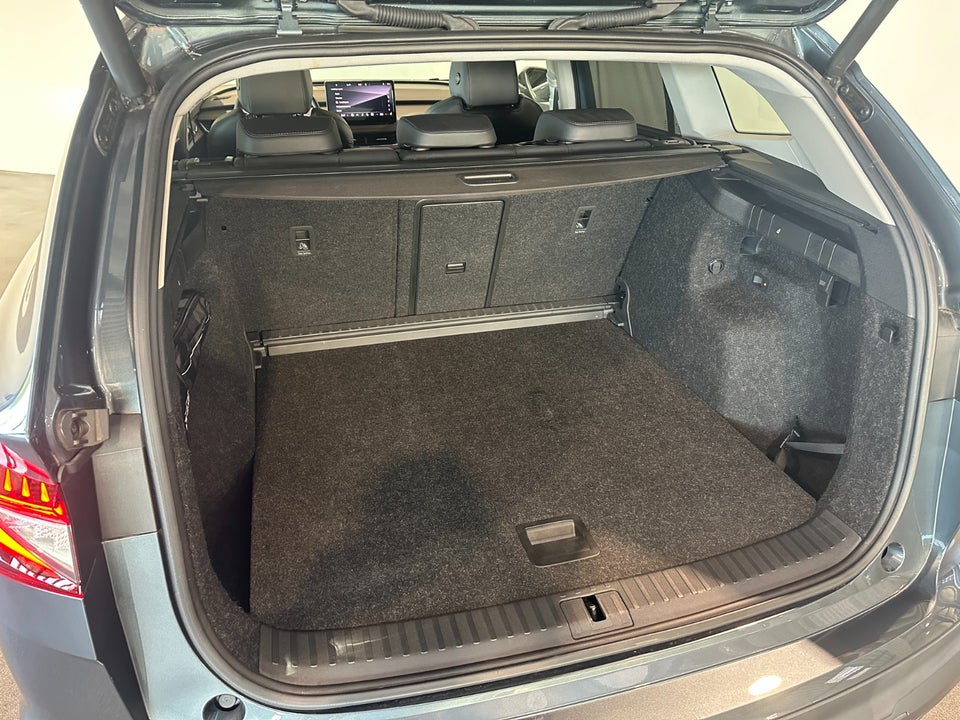 Skoda Enyaq 80 iV Suite 5d