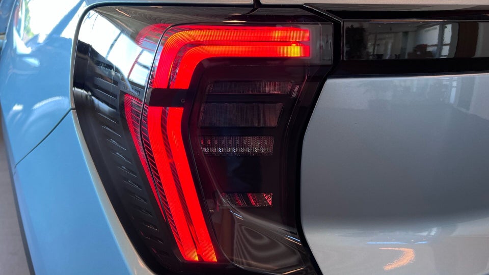 Ford Explorer 77 Select Extended Range 5d