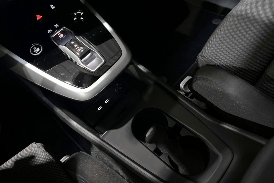 Audi Q4 e-tron 45 Progress 5d