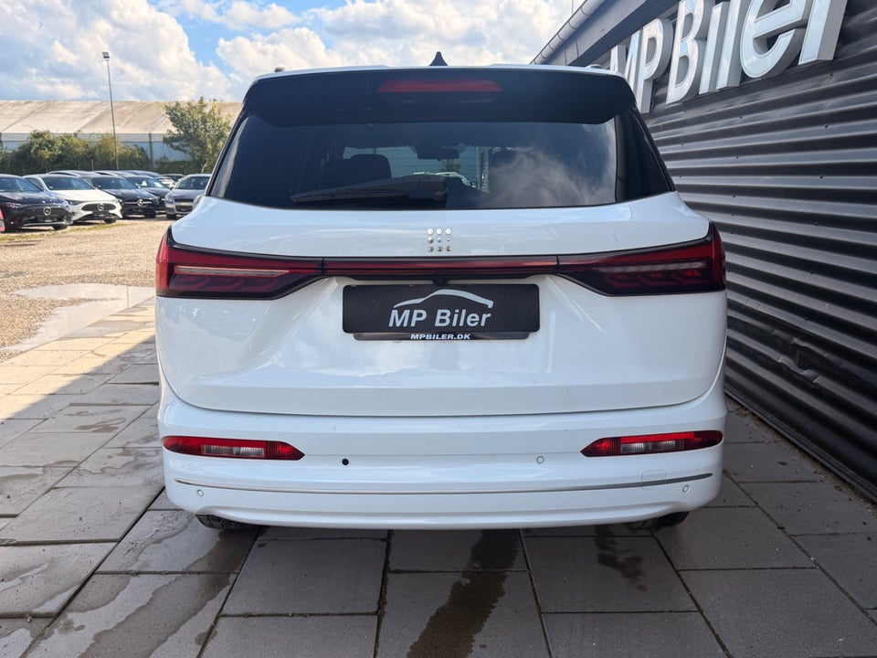 Navor E5 1,5 PHEV Rock 5d