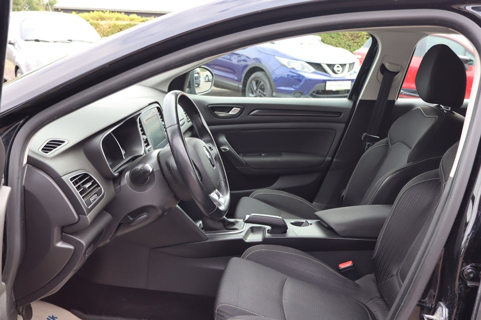Renault Megane IV 1,2 TCe 100 Zen Sport Tourer 5d