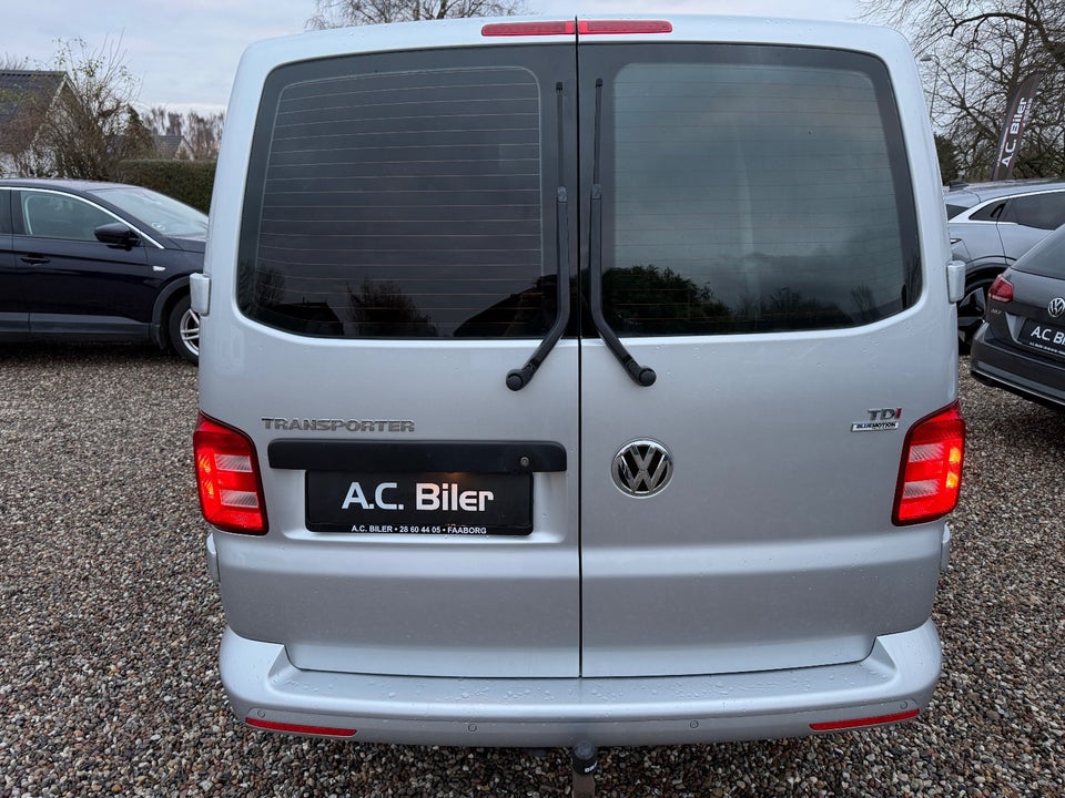 VW Transporter 2,0 TDi 140 Kassevogn lang