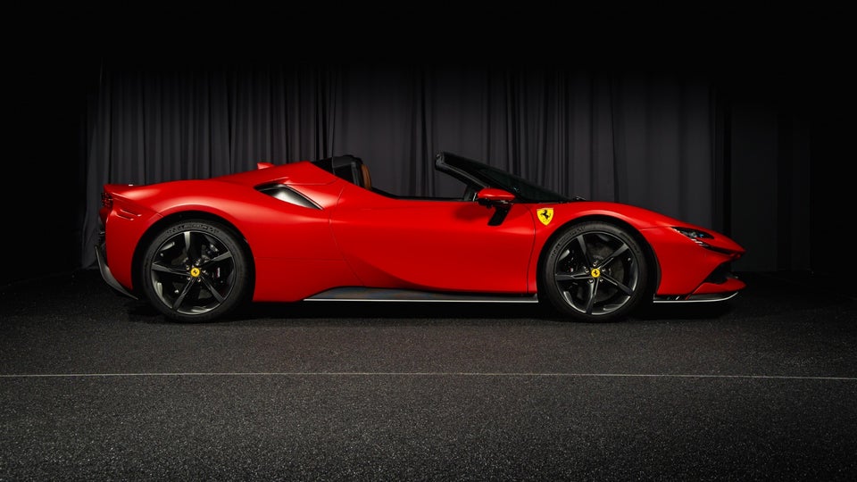 Ferrari SF90 Spider 4,0 DCT 2d