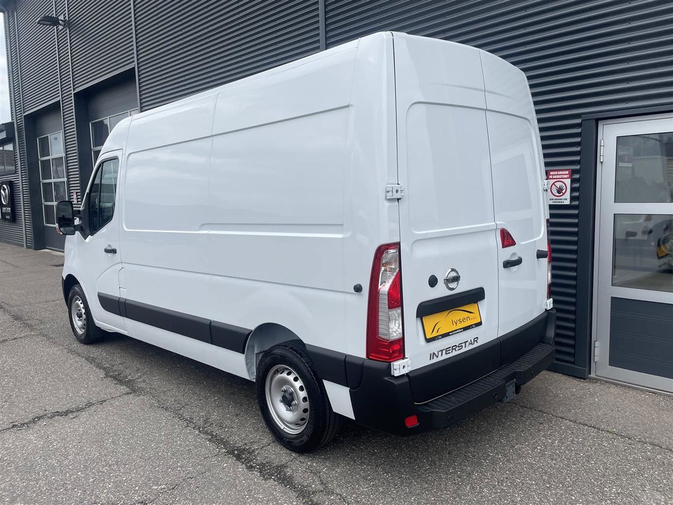 Nissan Interstar 2,3 dCi 150 L2H2 N-Connecta Van