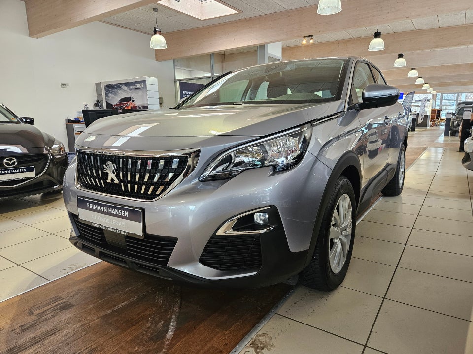Peugeot 3008 1,2 e-THP 130 Strike 5d