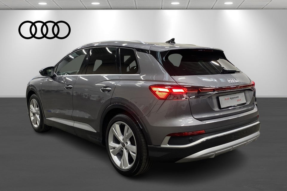 Audi Q4 e-tron 40 S-line 5d