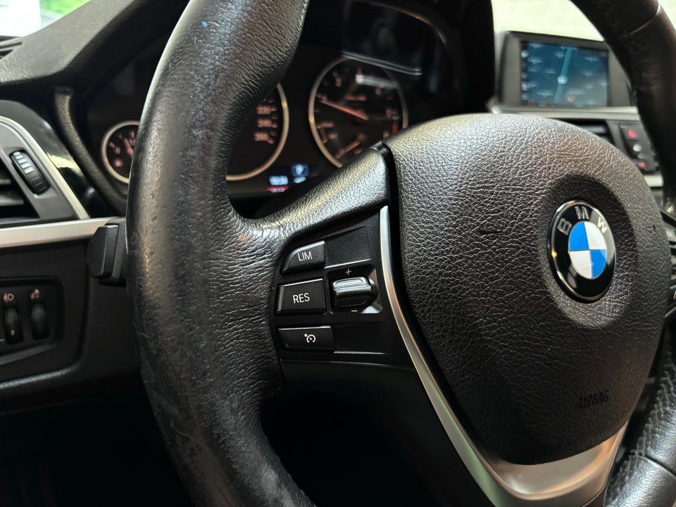 BMW 320d 2,0 Sport Line aut. 4d