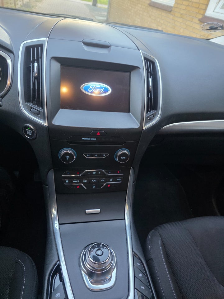 Ford S-MAX 2,0 EcoBlue Titanium aut. 7prs 5d