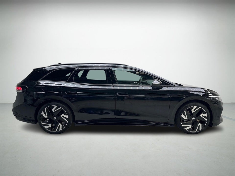 VW ID.7 86 Pro S Tourer 5d