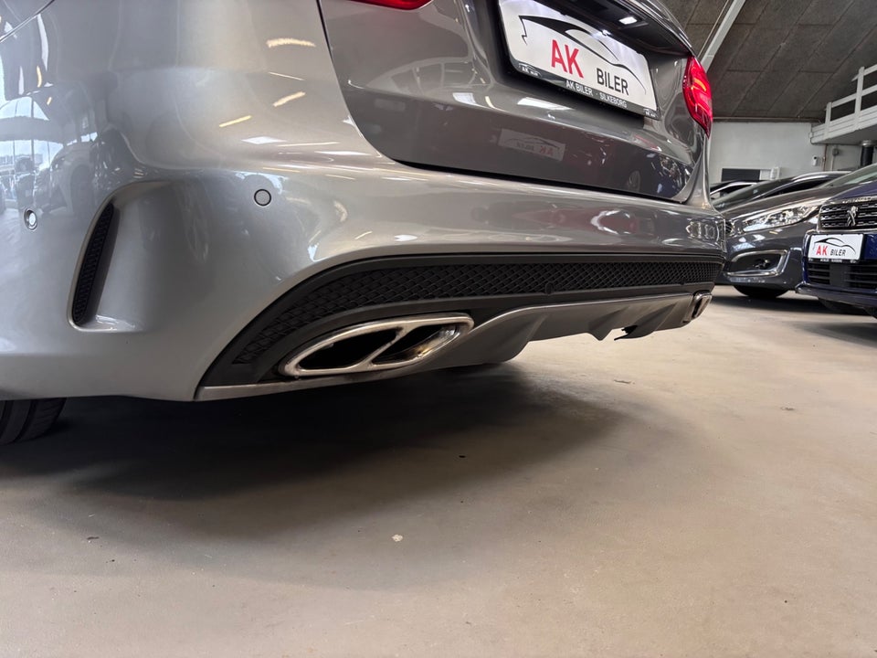 Mercedes C400 3,0 AMG Line stc. aut. 4Matic 5d