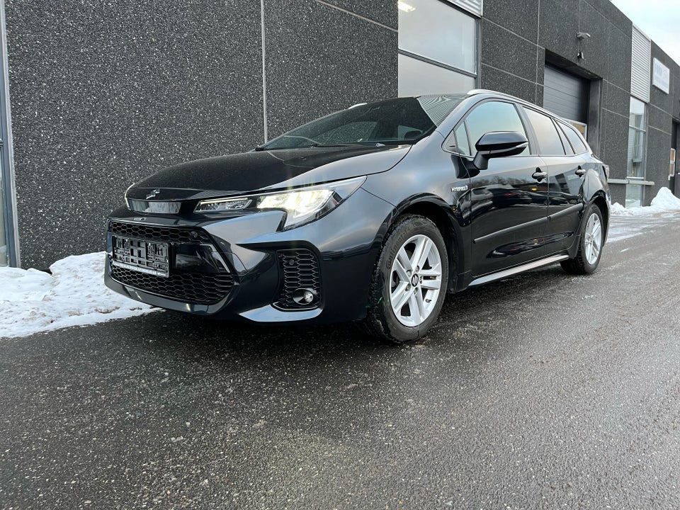 Toyota Corolla 1,8 Hybrid Active MDS 5d