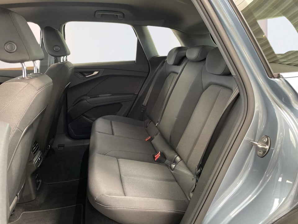 Audi Q4 e-tron 45 Attitude quattro 5d