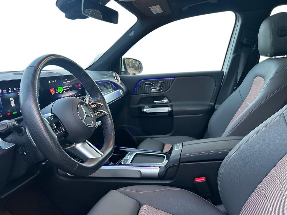 Mercedes EQB300 Electric Art 4Matic 7prs 5d