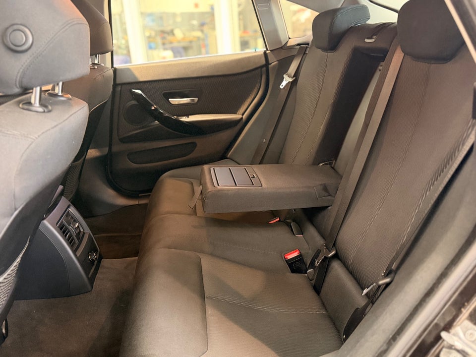 BMW 420i 2,0 Coupé aut. 2d