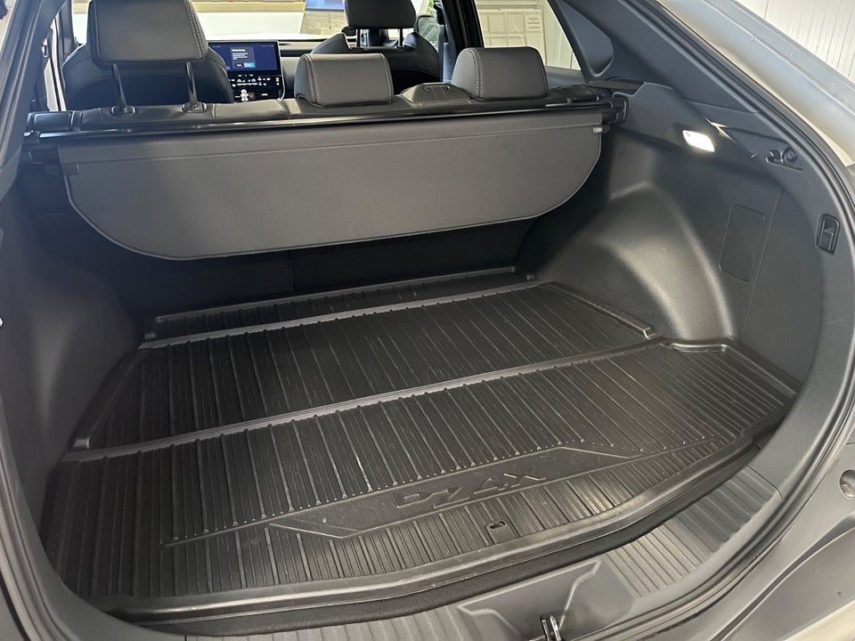 Toyota bZ4X Executive 5d