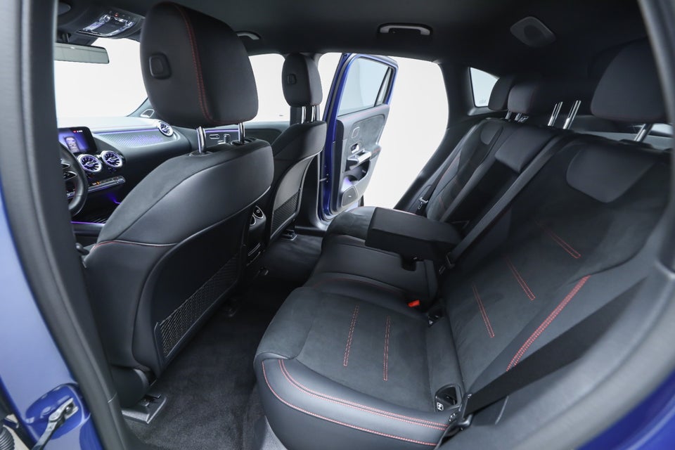 Mercedes EQA350 AMG Line Premium 4Matic 5d