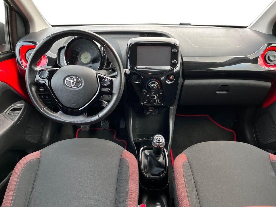 Toyota Aygo 1,0 VVT-i x-cite 5d