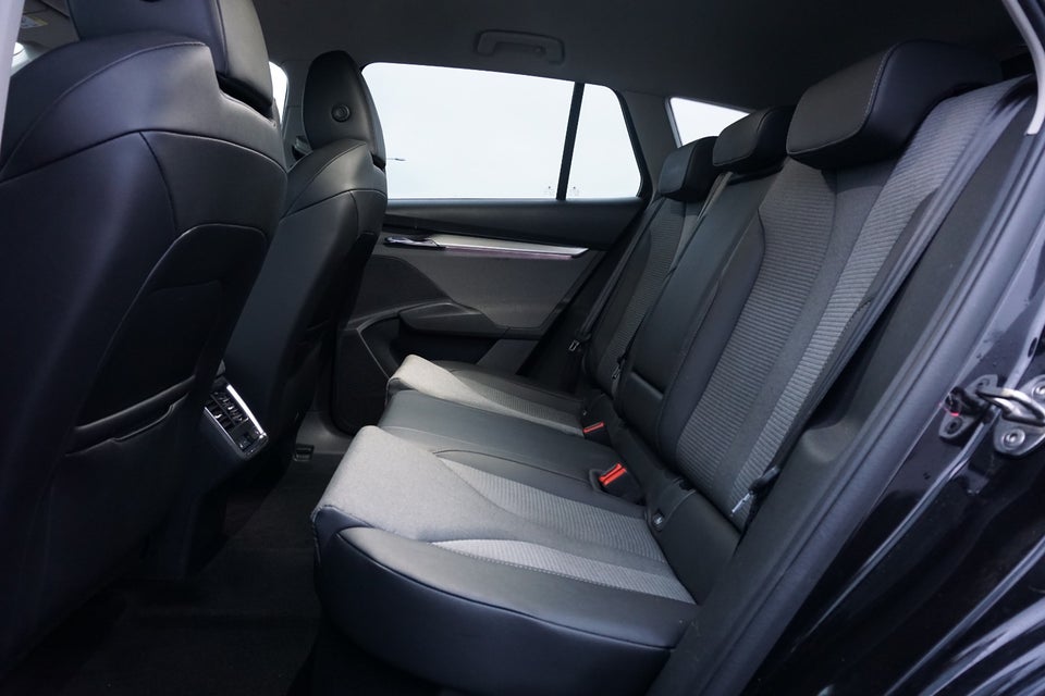 Skoda Enyaq 80 iV 5d