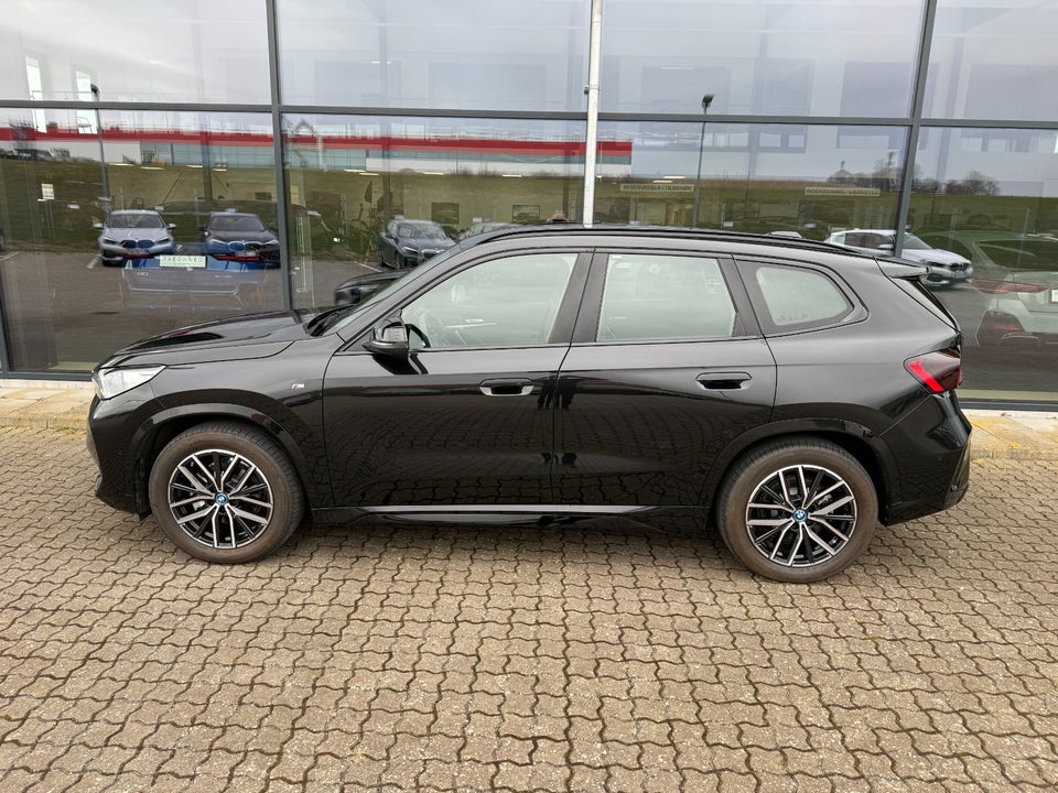 BMW iX1 eDrive20 M-Sport 5d