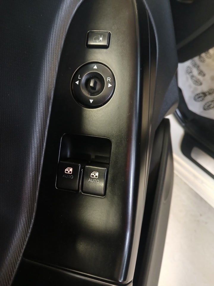 Kia Ceed 1,6 CRDi Sport 5d