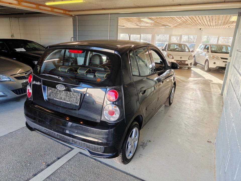 Kia Picanto 1,1 Style+ 5d