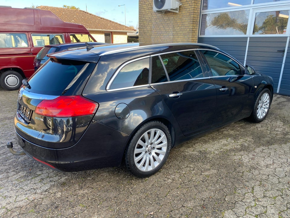 Opel Insignia 2,0 CDTi 160 Cosmo Sports Tourer eco 5d