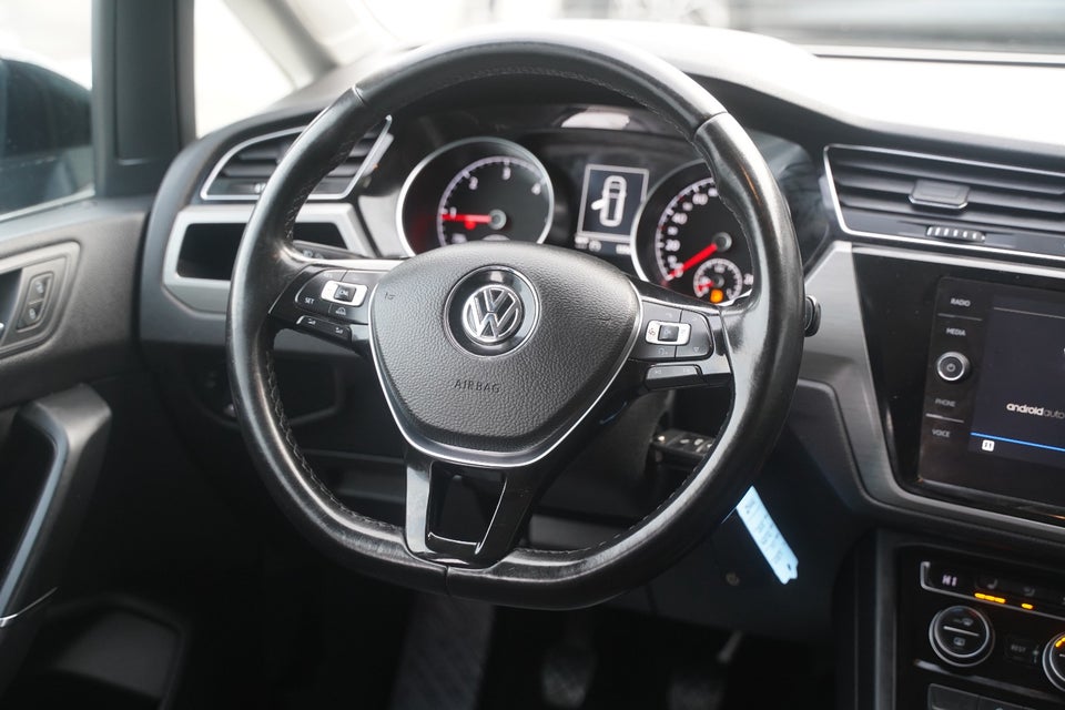 VW Touran 1,6 TDi 115 Comfortline 7prs 5d