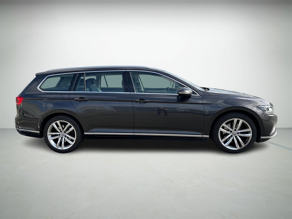 VW Passat 1,5 TSi 150 Elegance+ Variant DSG 5d