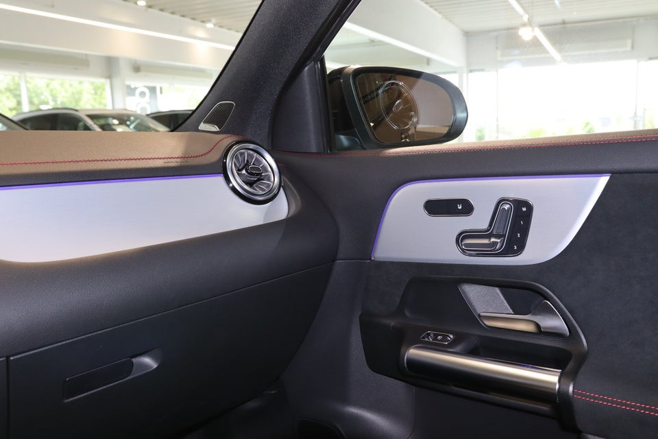 Mercedes EQA350 AMG Line Premium 4Matic 5d