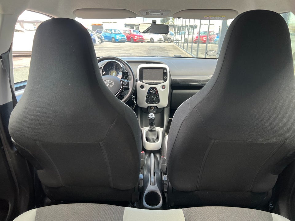 Toyota Aygo 1,0 VVT-i x-play x-touch 5d