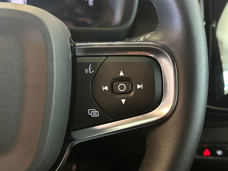 Volvo XC40 P6 ReCharge Plus 5d